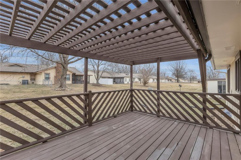 8202 E 189th Terrace — photo 31