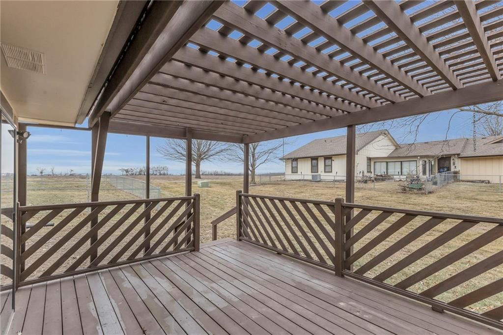 8202 E 189th Terrace — photo 32