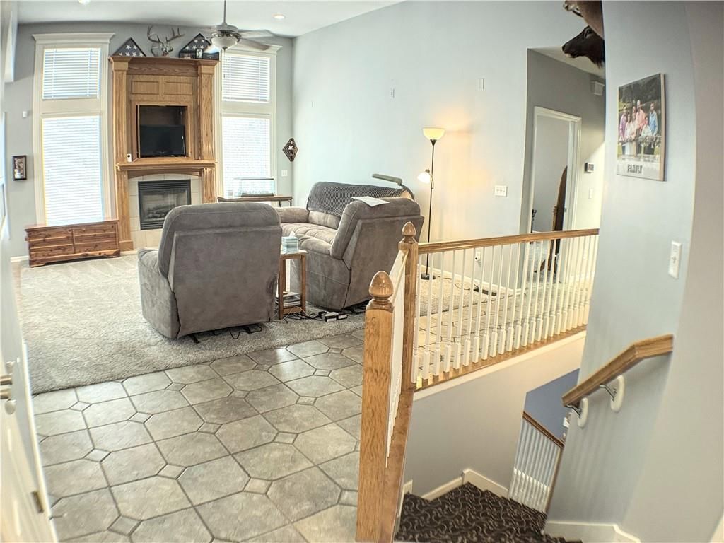 407 S Fox Ridge Drive — photo 5
