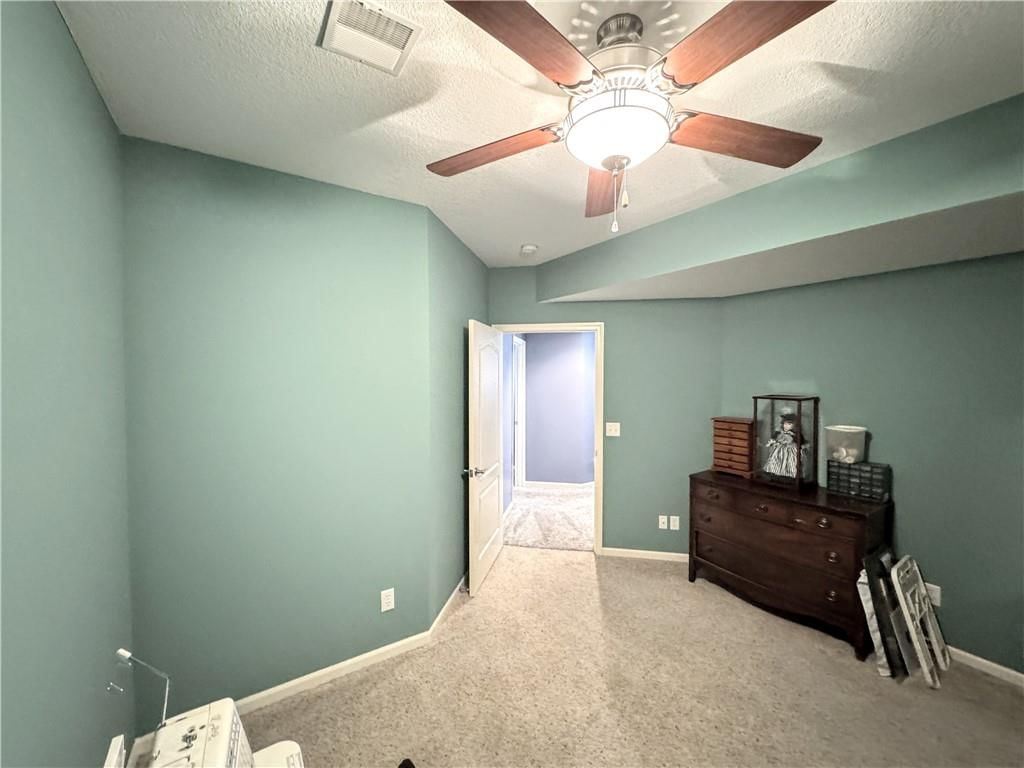 407 S Fox Ridge Drive — photo 47