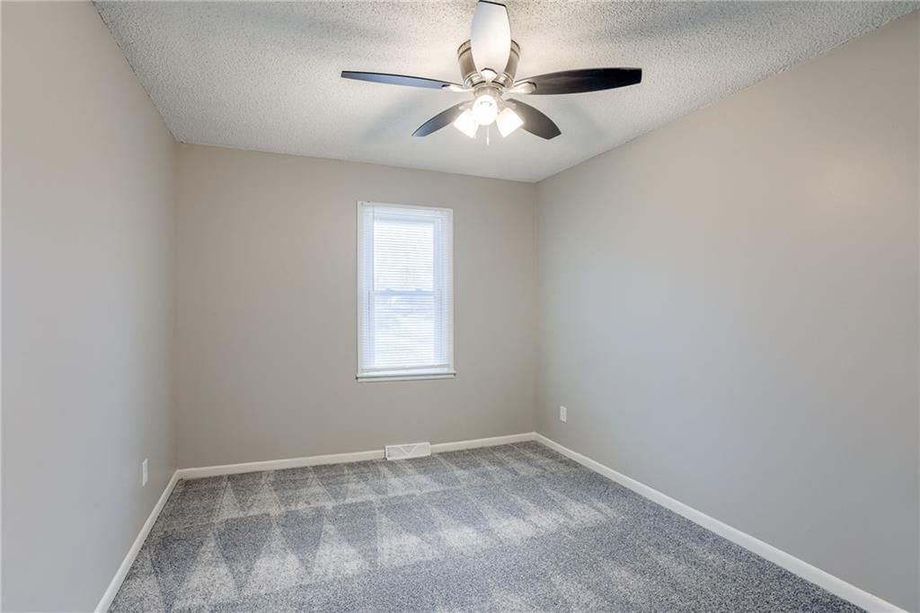 215 SW 19th Street — photo 20