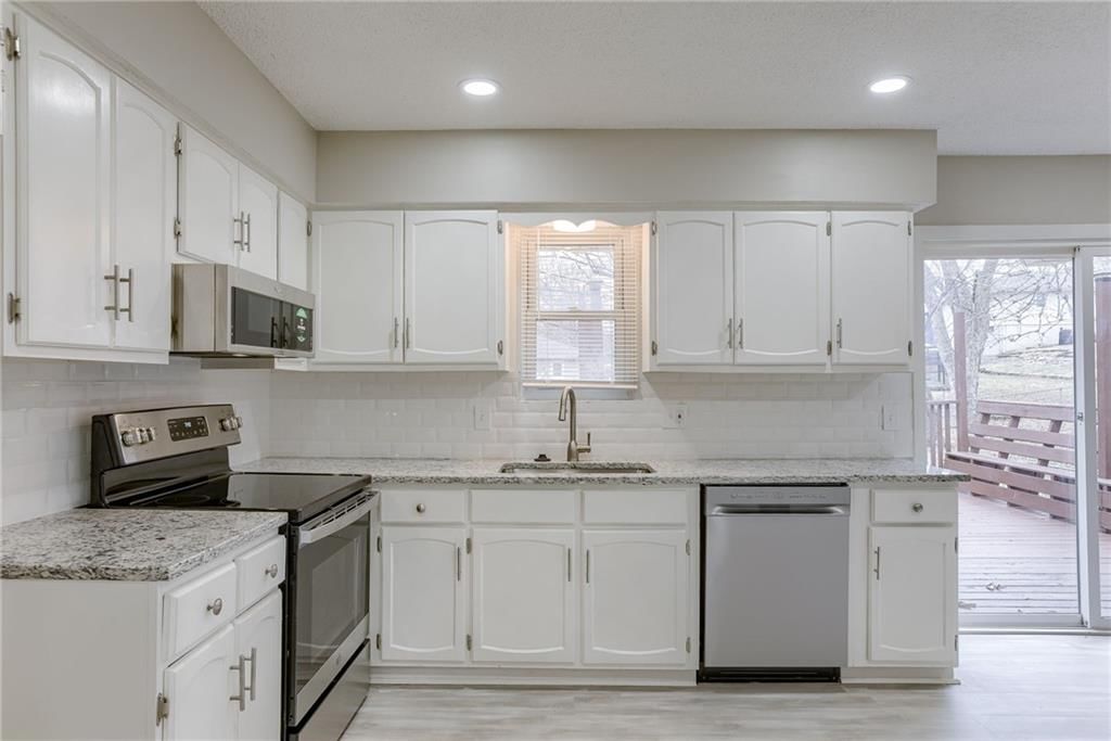 215 SW 19th Street — photo 10