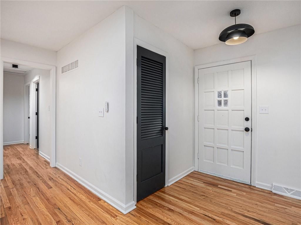 104 NW Redwing Drive — photo 10