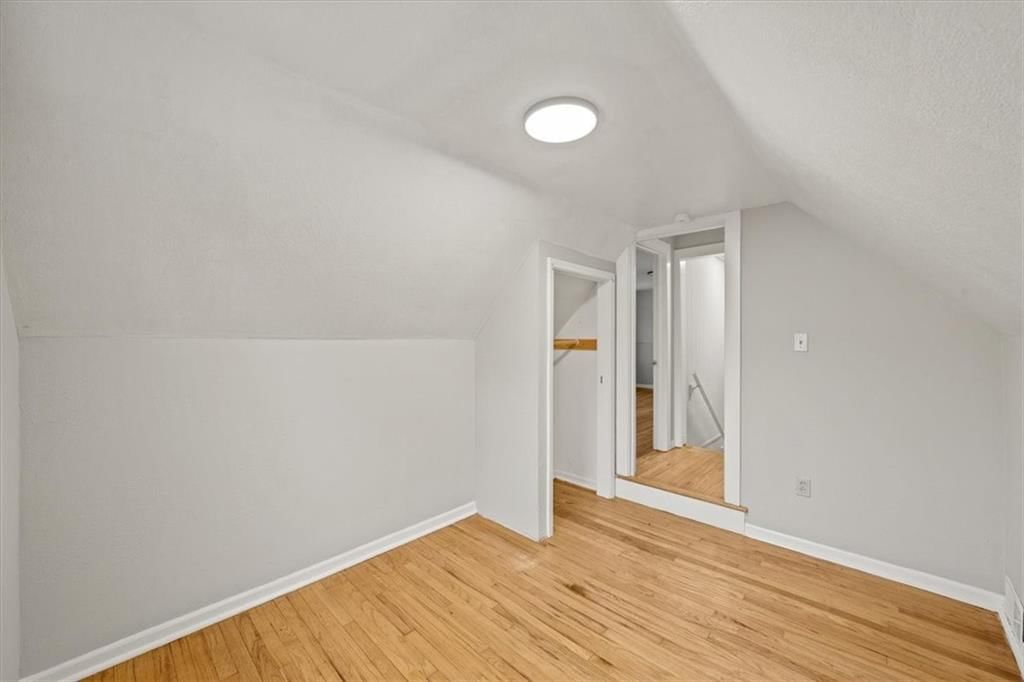 5520 Hedges Avenue — photo 23