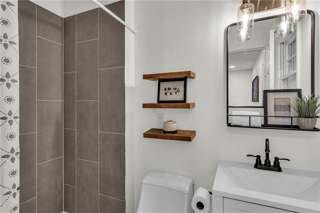 13115 Winchester Avenue — photo 12