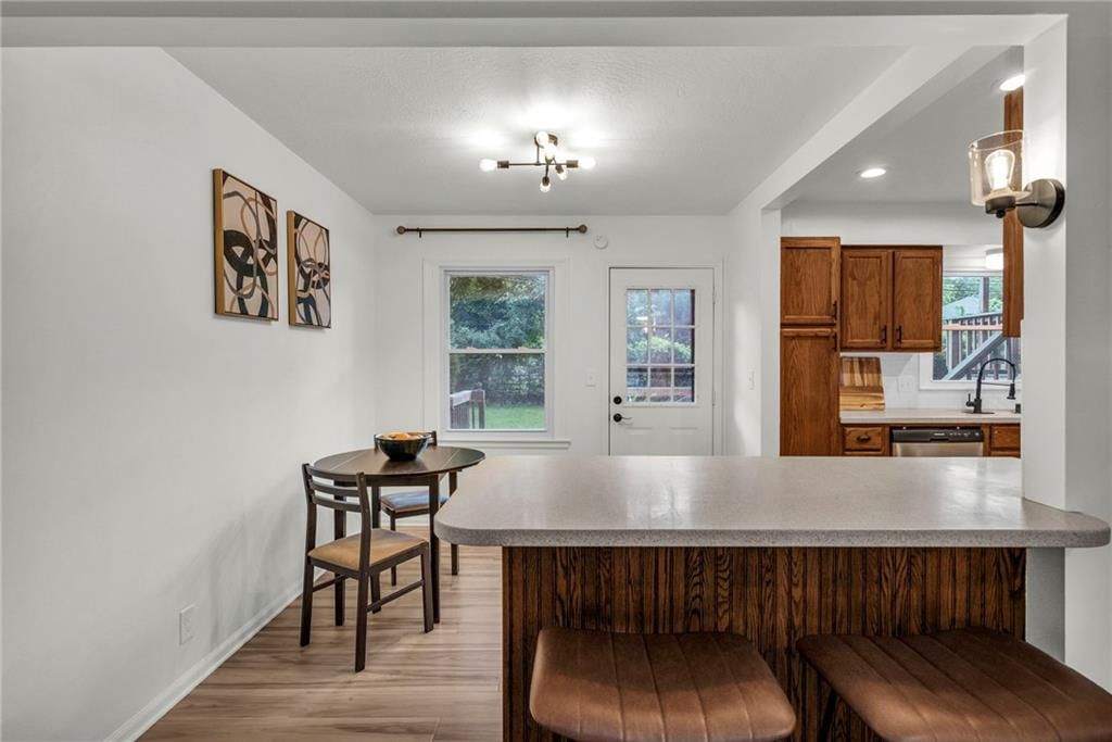13115 Winchester Avenue — photo 5