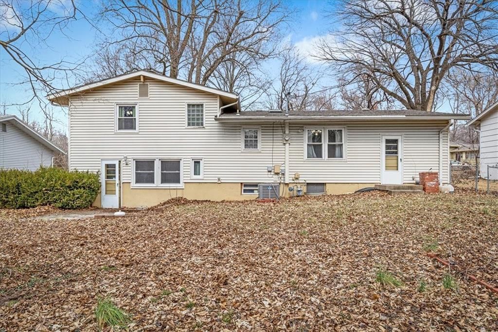 4207 NE 50th Street — photo 28