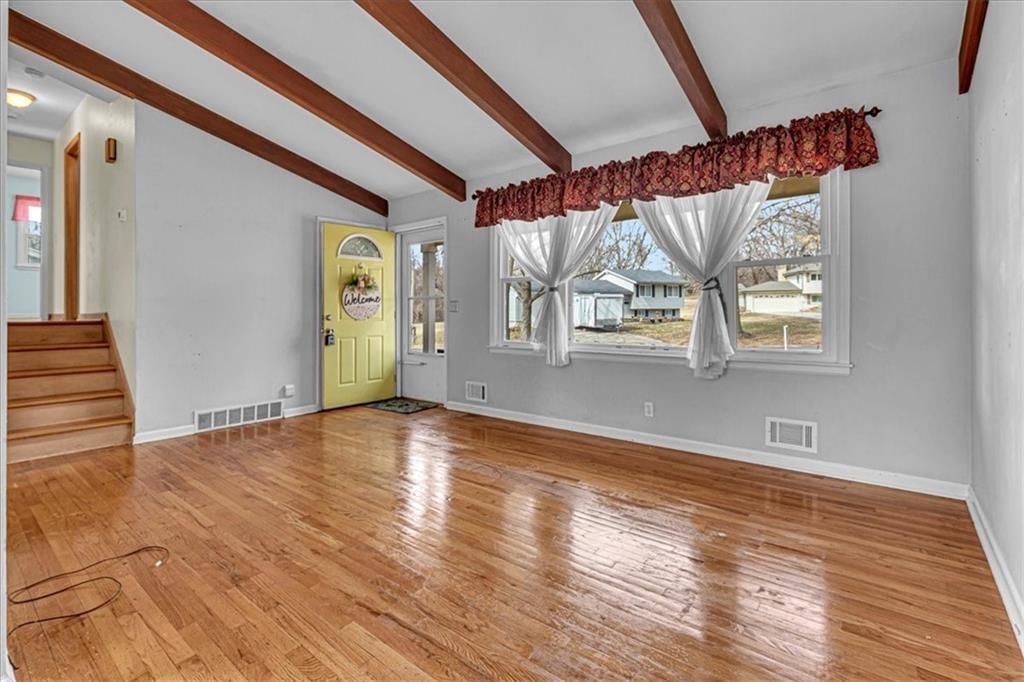 4207 NE 50th Street — photo 5