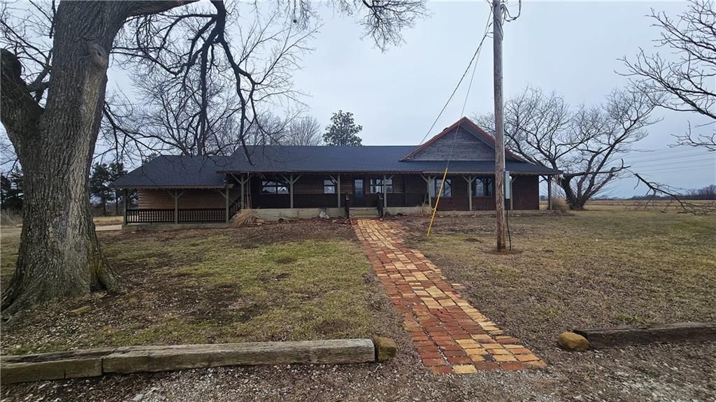 19033 S 500 Road — photo 3