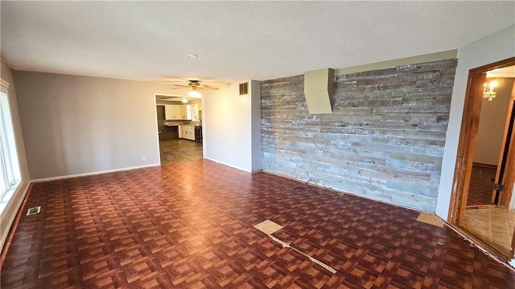 19033 S 500 Road — photo 34