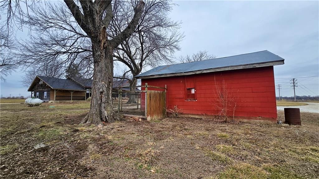 19033 S 500 Road — photo 58