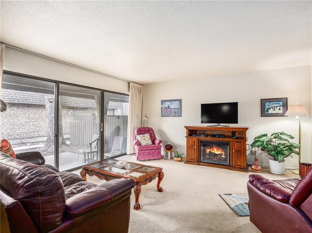 7409 W 102nd Court — photo 5