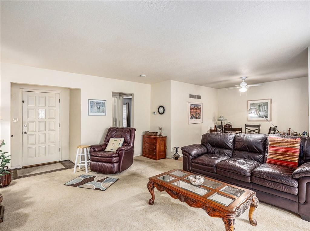 7409 W 102nd Court — photo 6