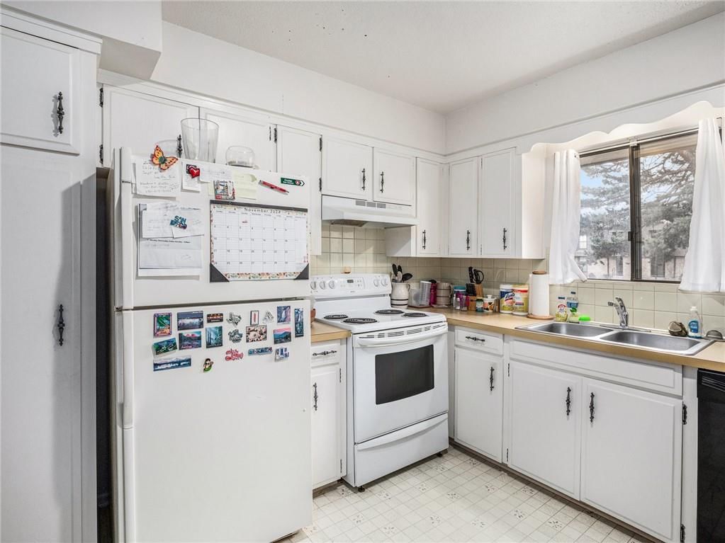 7409 W 102nd Court — photo 9