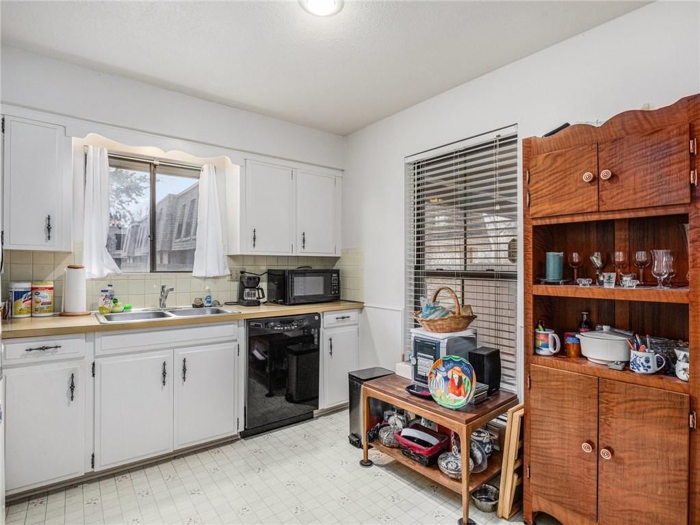 7409 W 102nd Court — photo 10