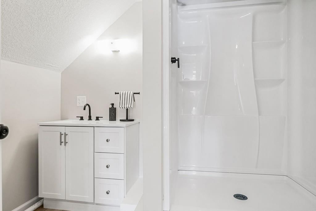 2809 S Fuller Avenue — photo 11