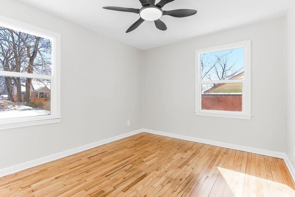 2809 S Fuller Avenue — photo 15