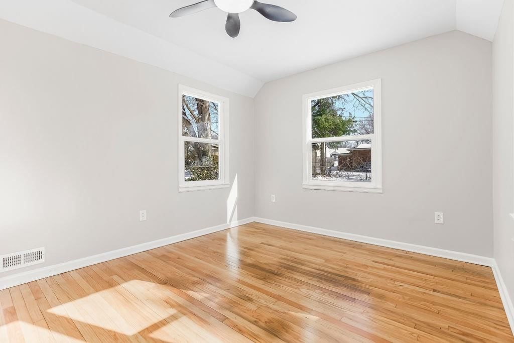 2809 S Fuller Avenue — photo 18