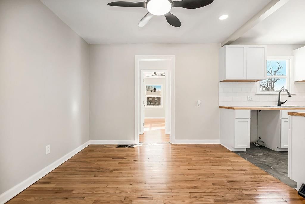 2809 S Fuller Avenue — photo 6