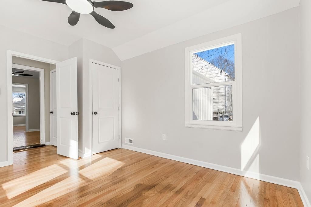 2809 S Fuller Avenue — photo 10