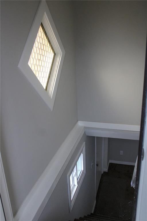 2115 Madison Street — photo 13
