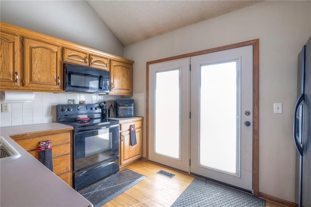 249 NE Fiddlewood Avenue — photo 19