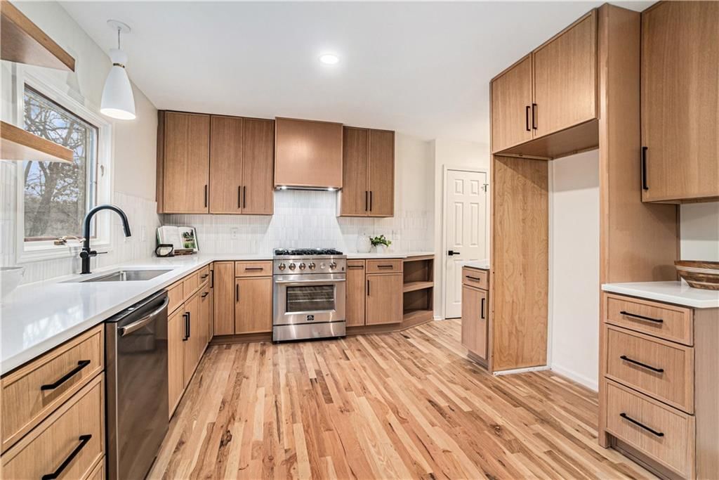 12405 Cherokee Lane — photo 10