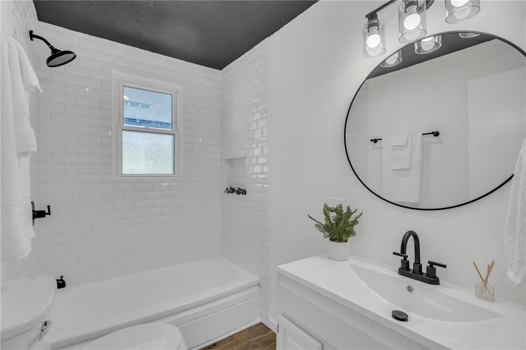 5224 N Cambridge Avenue — photo 18