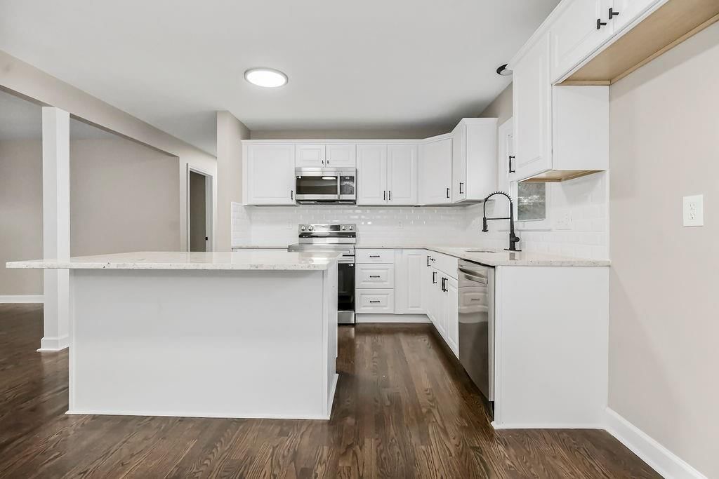 7508 E 102nd Street — photo 14