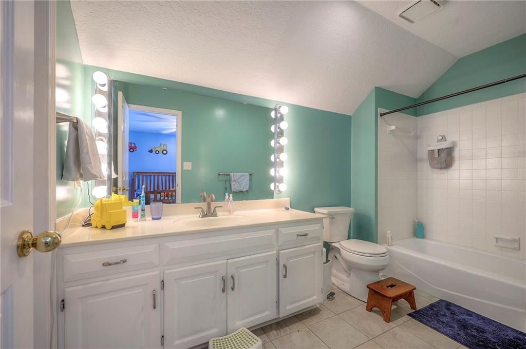 2440 NW Shady Bend Lane — photo 33