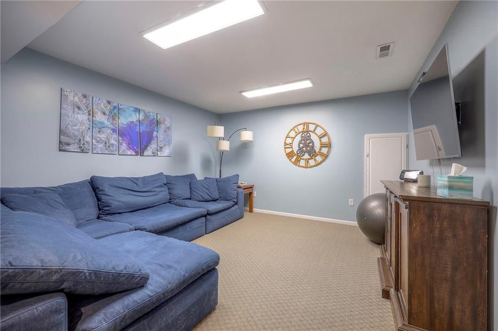 2440 NW Shady Bend Lane — photo 36