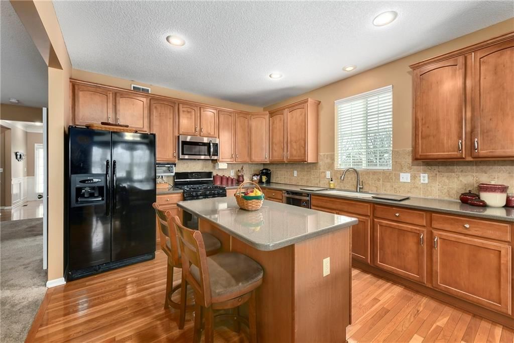 22484 W 113th Street — photo 18