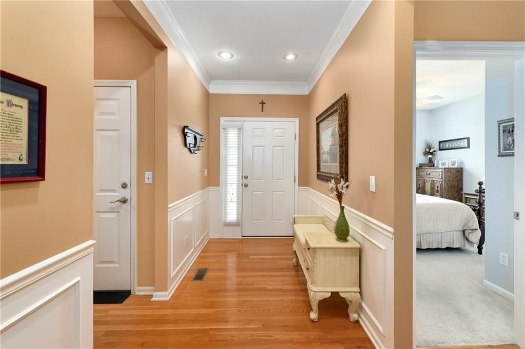 22484 W 113th Street — photo 5