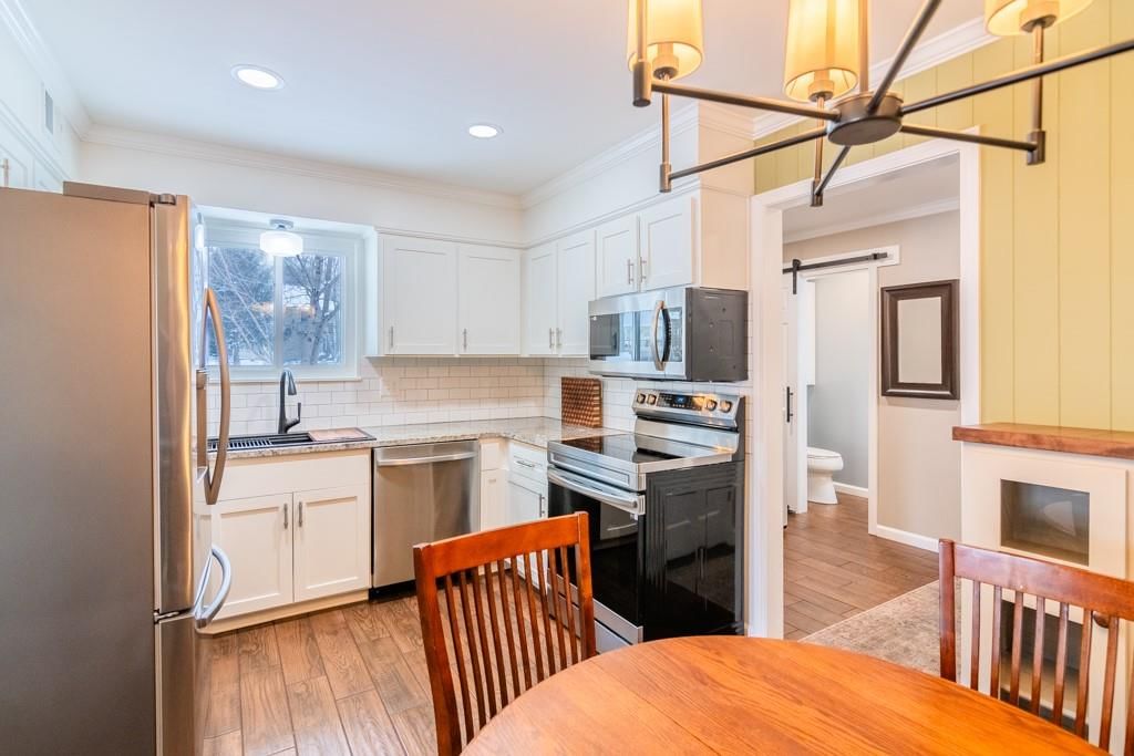 6204 Rene Street — photo 9