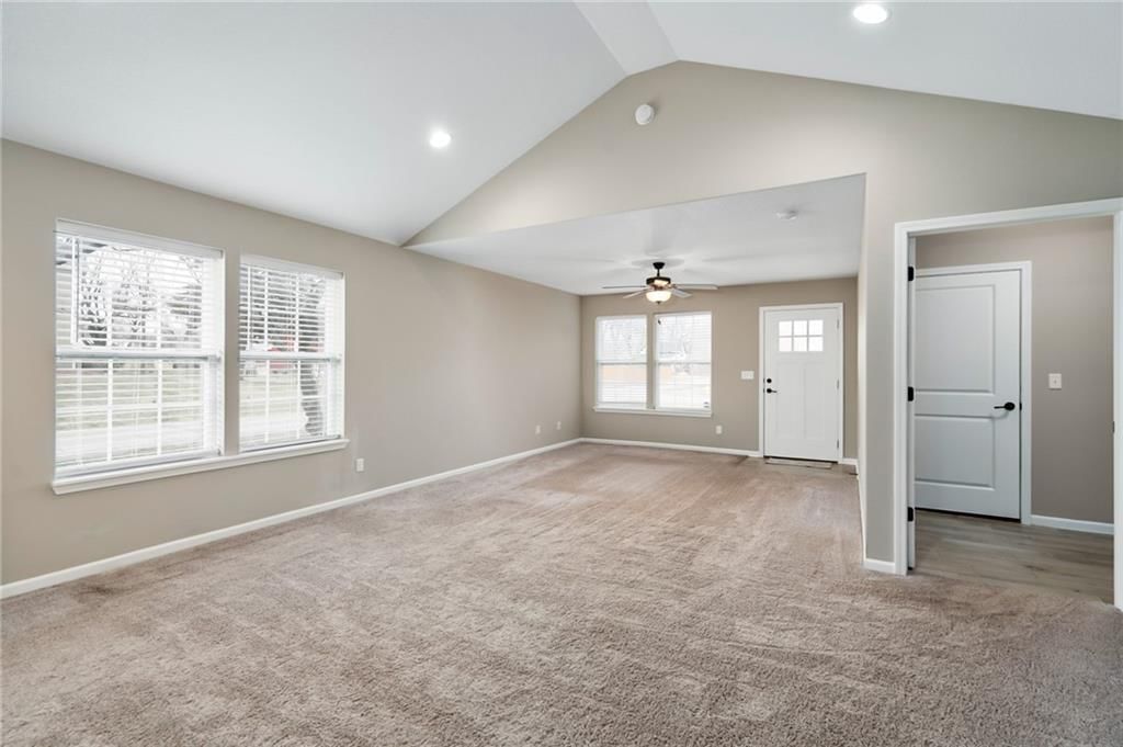 504 Perry Street — photo 8