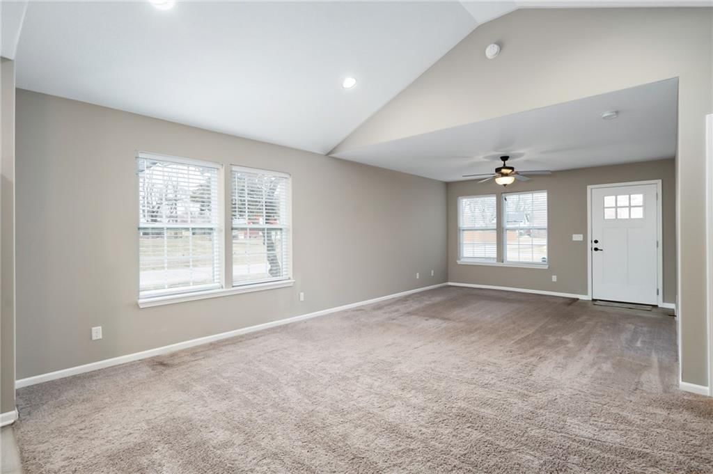 504 Perry Street — photo 9