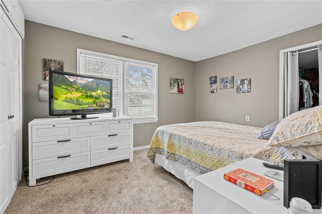 705 Hickory Street — photo 18