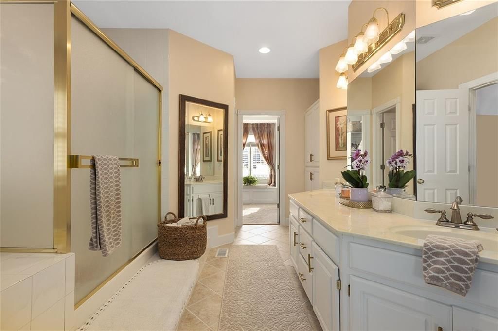 13125 Red Oak Court — photo 24