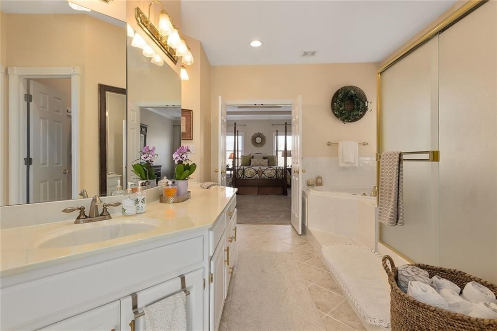 13125 Red Oak Court — photo 26