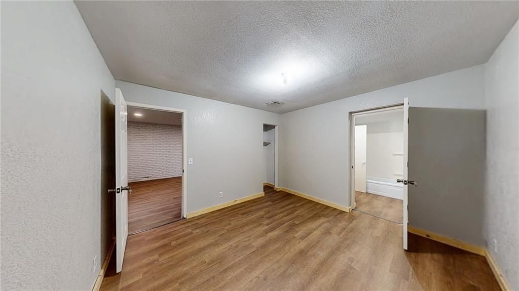 101/103 W Nodaway Street — photo 17