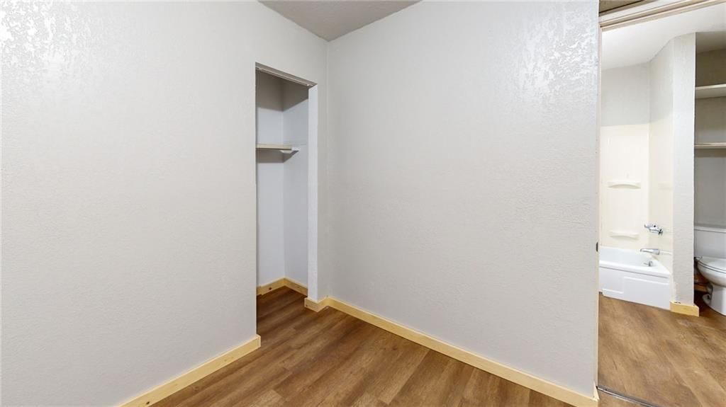 101/103 W Nodaway Street — photo 18