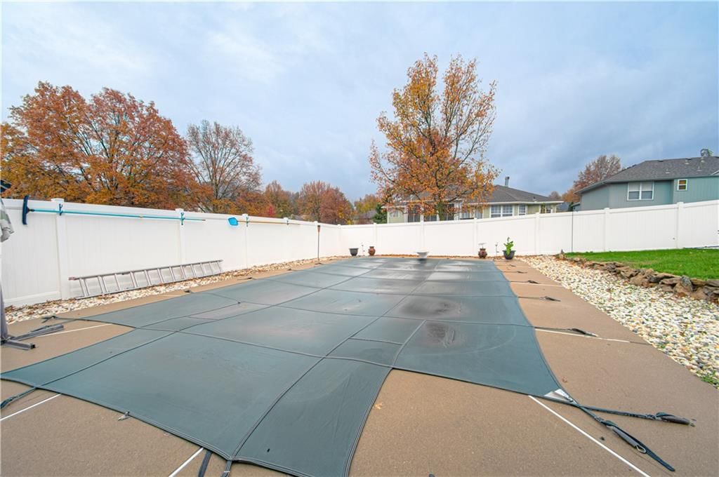 3600 NW Hidden Pointe Drive — photo 23