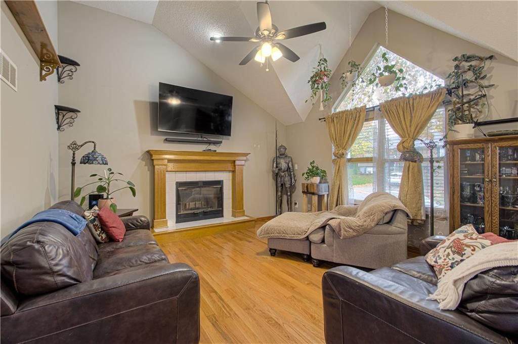 3600 NW Hidden Pointe Drive — photo 4