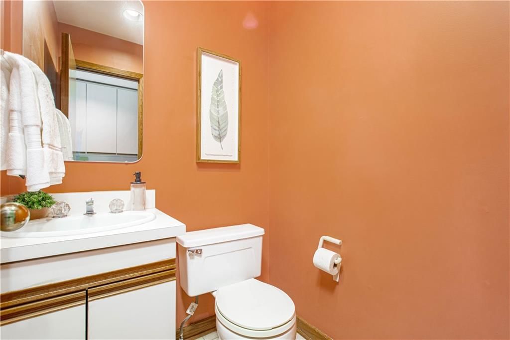 217 NW Ponderosa Street — photo 34