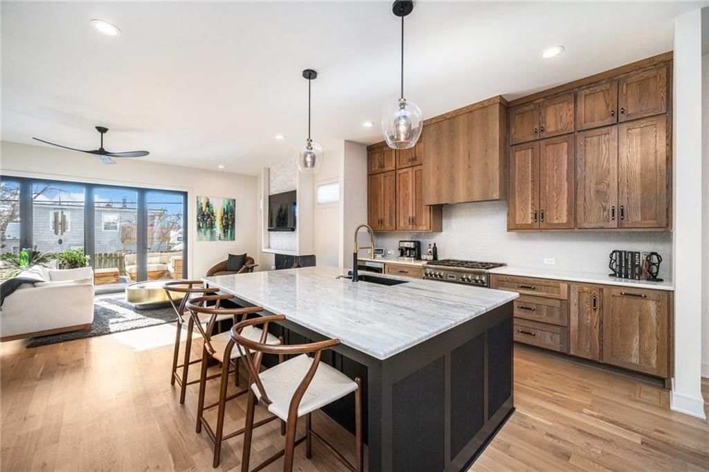 2023 W 47th Terrace — photo 8