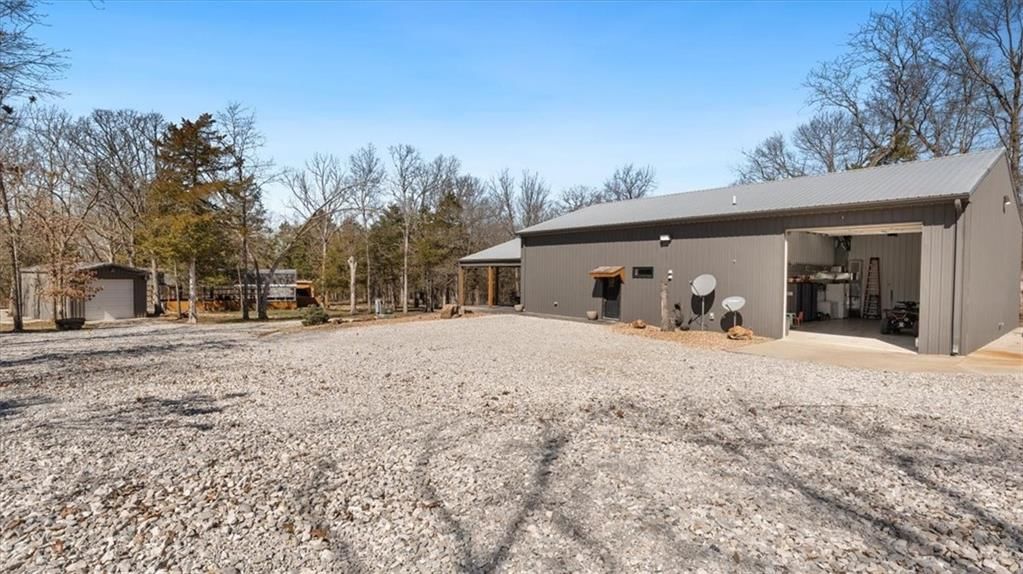 11004 Delong Drive — photo 22