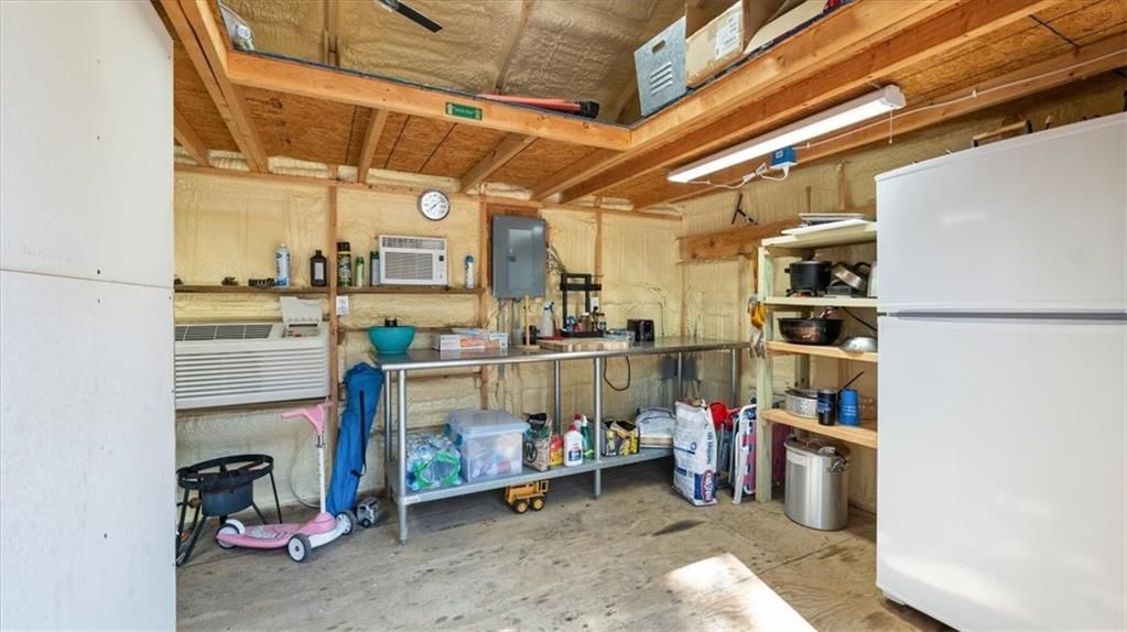 11004 Delong Drive — photo 33