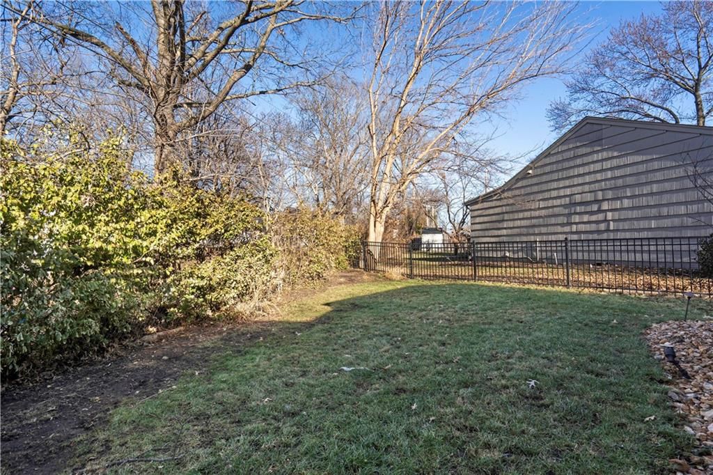 5214 Aberdeen Circle — photo 49