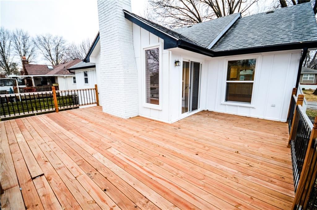 2725 S Queen Ridge Drive — photo 5