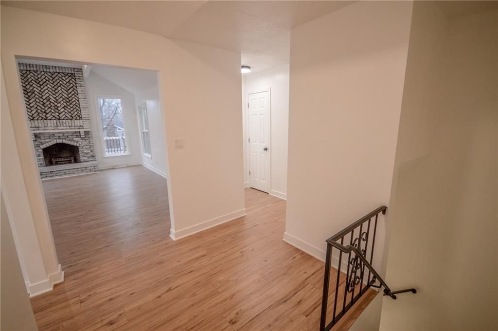 2725 S Queen Ridge Drive — photo 9